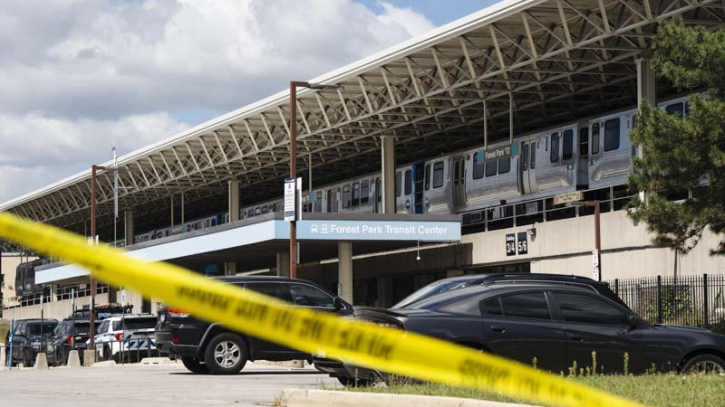 Four people shot dead on US' Chicago train