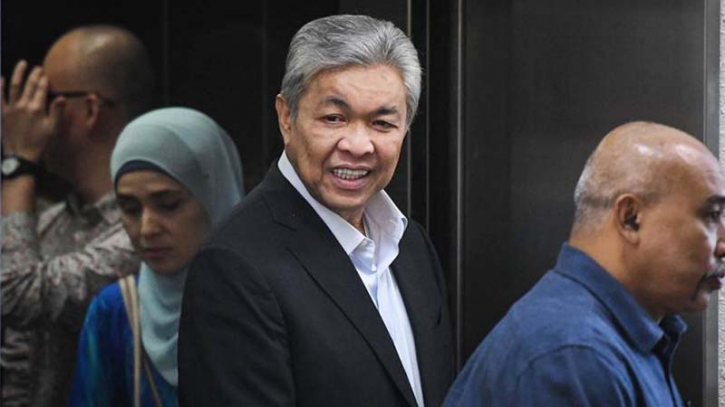 Malaysia drops corruption case against deputy premier