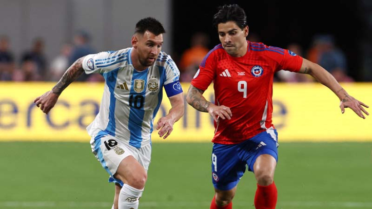 Argentina edge Chile 1-0 to seal Copa America quarter-final place