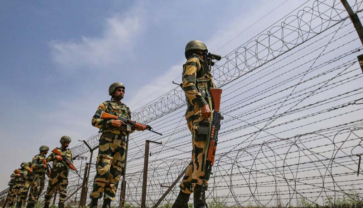 Army shoots down Pakistani intruder at Indo-Pak border