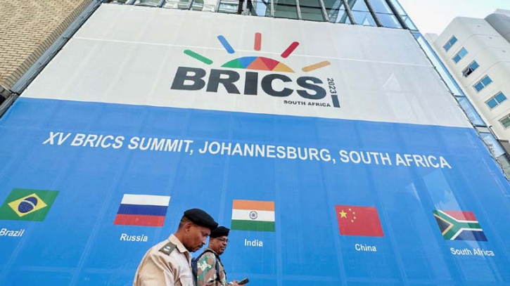 BRICS leaders meet in South Africa as bloc weighs expansion