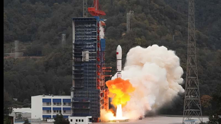 China launches new group of satellites for low-orbit technology tests