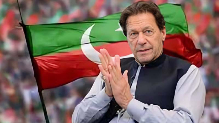 Imran Khan challenges govt with D-Chowk protest call