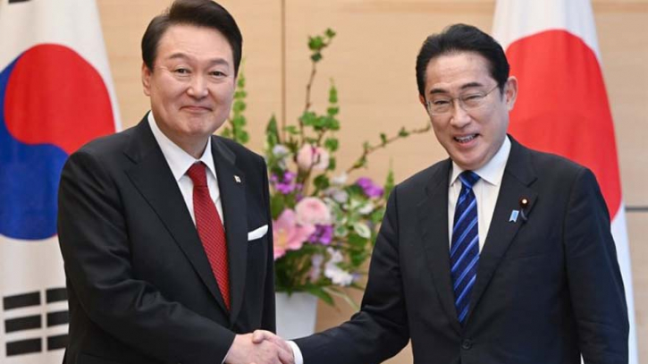 Japan's PM visits S Korea to boost ties amid N Korea threat