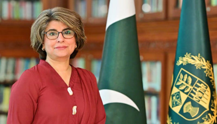 Pakistan Foreign Secretary in Dhaka for first bilateral talks since 2010