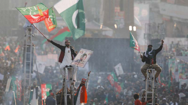 Pakistan arrests Imran Khan's party leaders as army deployed to quell unrest