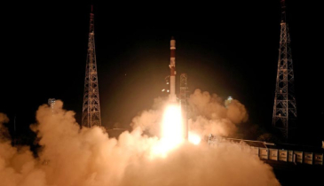 India launches space docking experiment mission