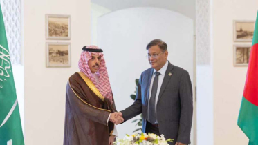 Bangladesh urges Saudi investment in offshore banking sector