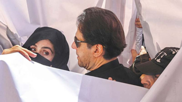 Pakistan court issues arrest warrant for ex-PM Imran Khan’s wife