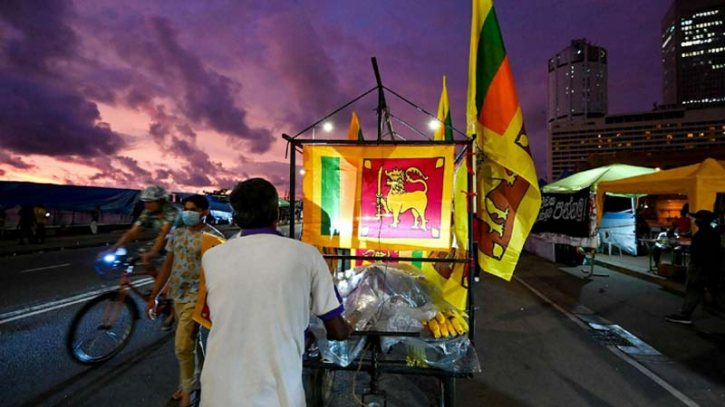 Sri Lanka's economy records first growth after debt default