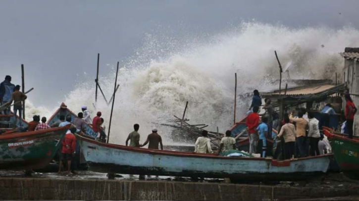 Seven dead as India steps up evacuations ahead of cyclone Biporjoy