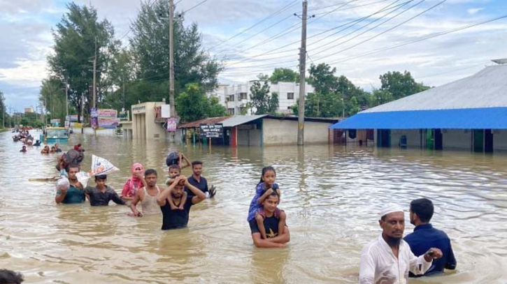 27 dead from floods in 11 districts in Bangladesh