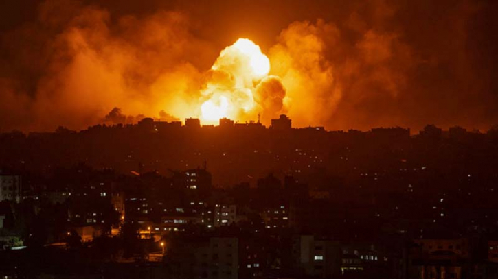 Deaths pass 1,100 as Israel retaliates after Hamas attacks