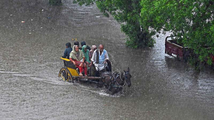 Heavy monsoon return to Pakistan a year after deadly floods